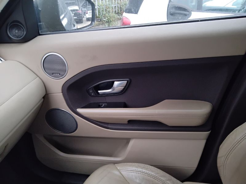 GuidiCar - LAND ROVER Range Rover Evoque 2014 Evoque 2.2 td4 Pure Tech Pack 150cv 5p auto 9m Usato